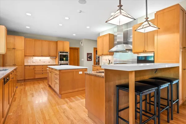 $1,789,000 | 3 Hickory Lane, Northbrook, IL 60062
