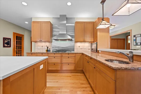 $1,789,000 | 3 Hickory Lane, Northbrook, IL 60062