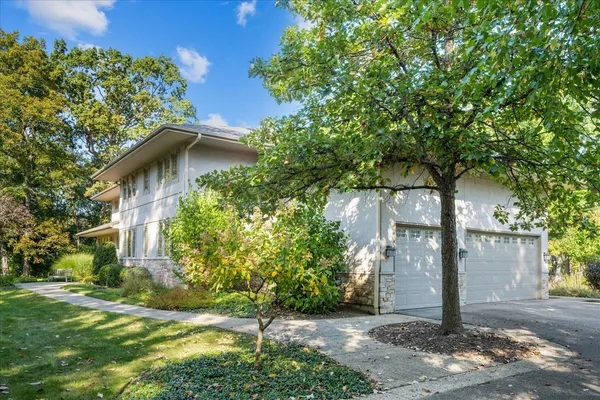 $1,789,000 | 3 Hickory Lane, Northbrook, IL 60062