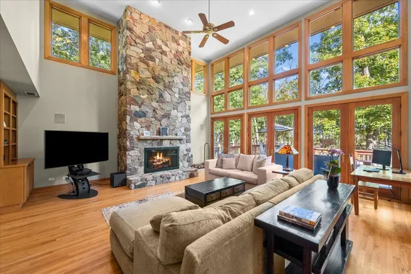 $1,789,000 | 3 Hickory Lane, Northbrook, IL 60062