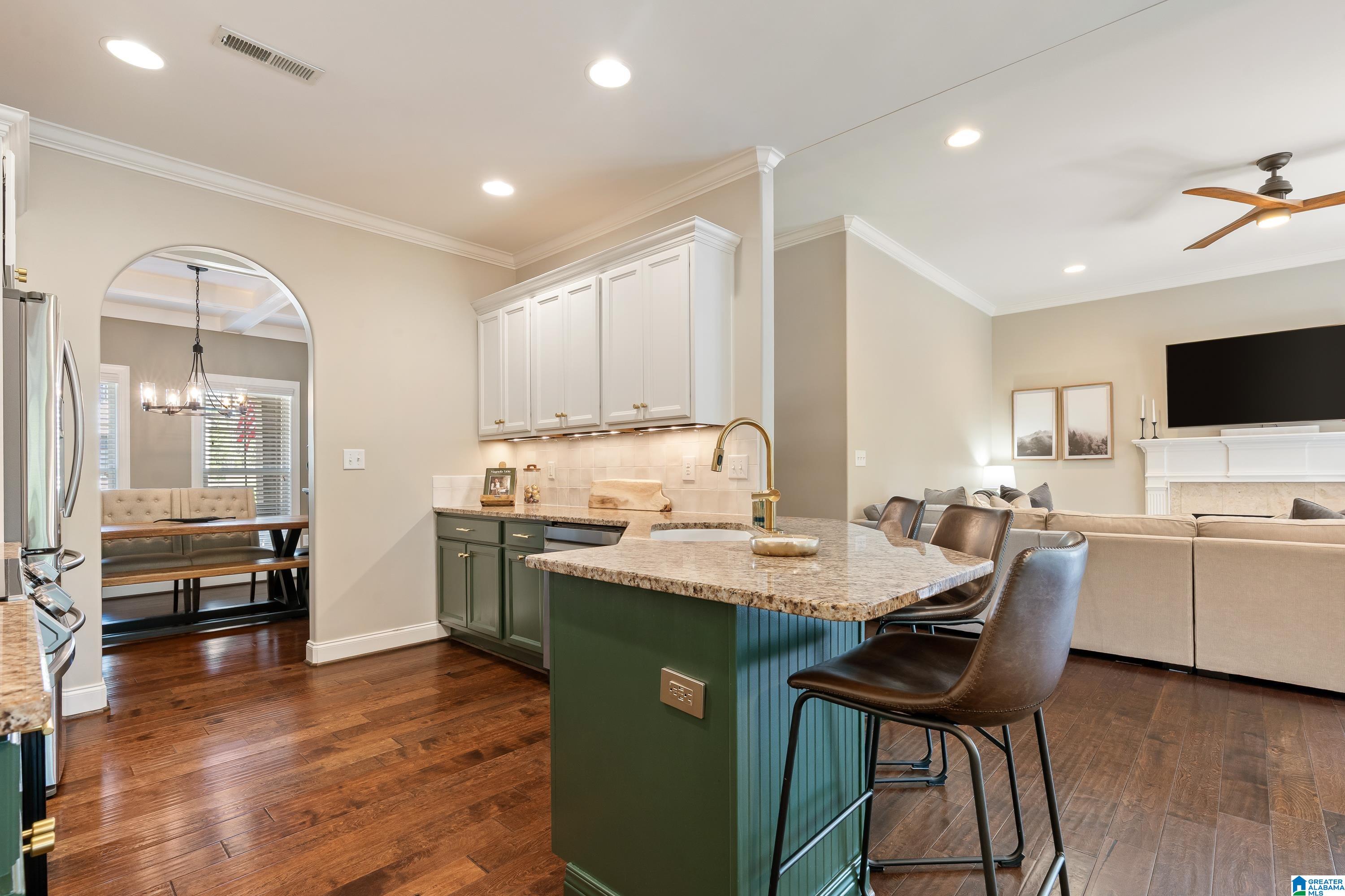 207 Dunrobin Cove Pelham, AL 35124 - Photo 21 of 35
