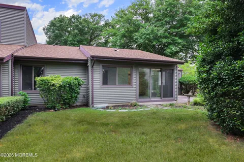 $629,000 | 72 Berkshire Court, Red Bank, NJ 07701