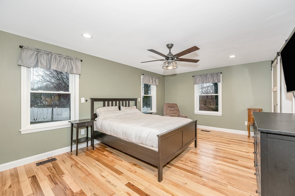 222 Dalton Road Chelmsford, MA 01824 - Photo 16 of 40 Gallery Image 16