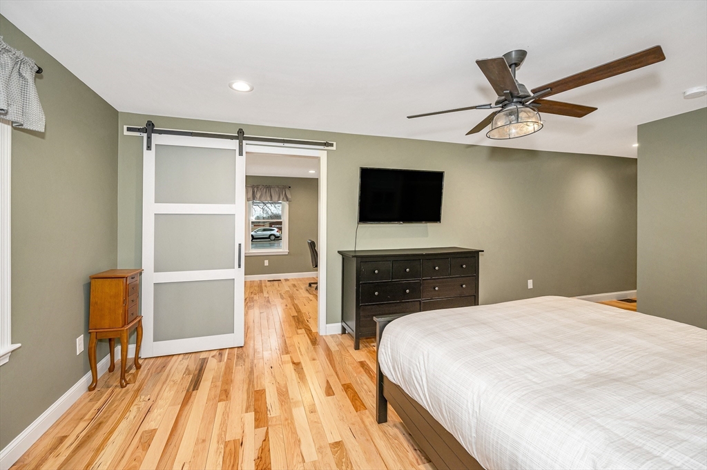 222 Dalton Road Chelmsford, MA 01824 - Photo 18 of 40 Gallery Image 18