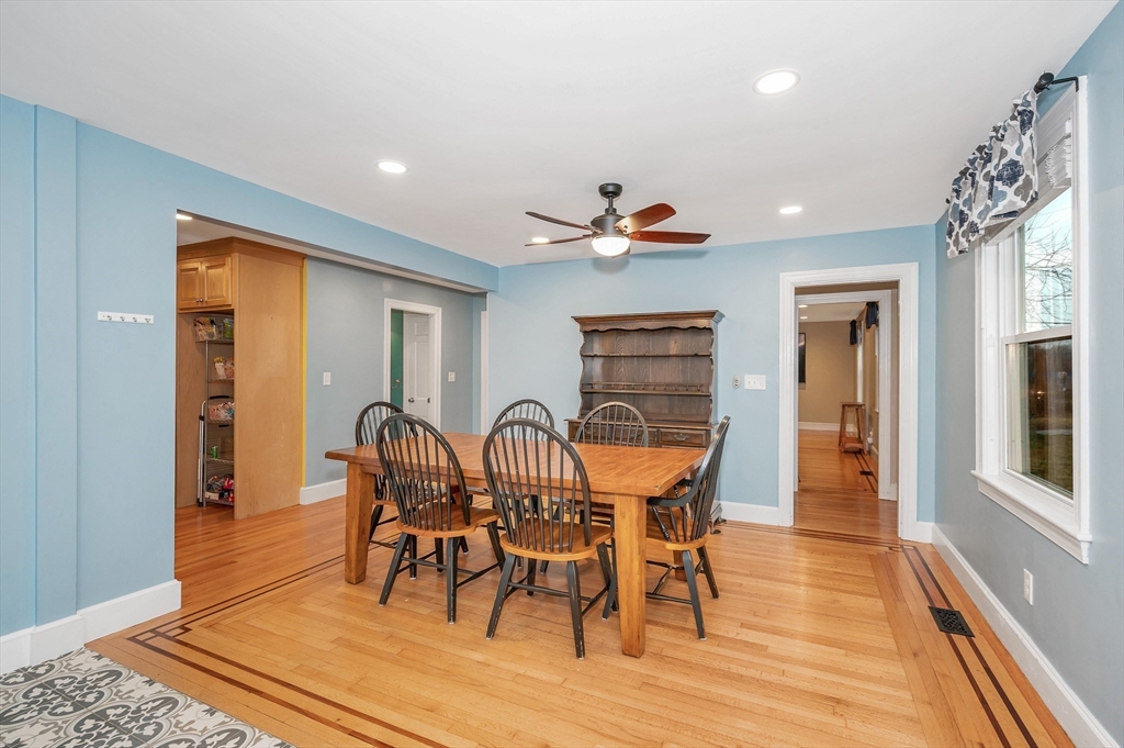 222 Dalton Road Chelmsford, MA 01824 - Photo 9 of 40 Gallery Image 9