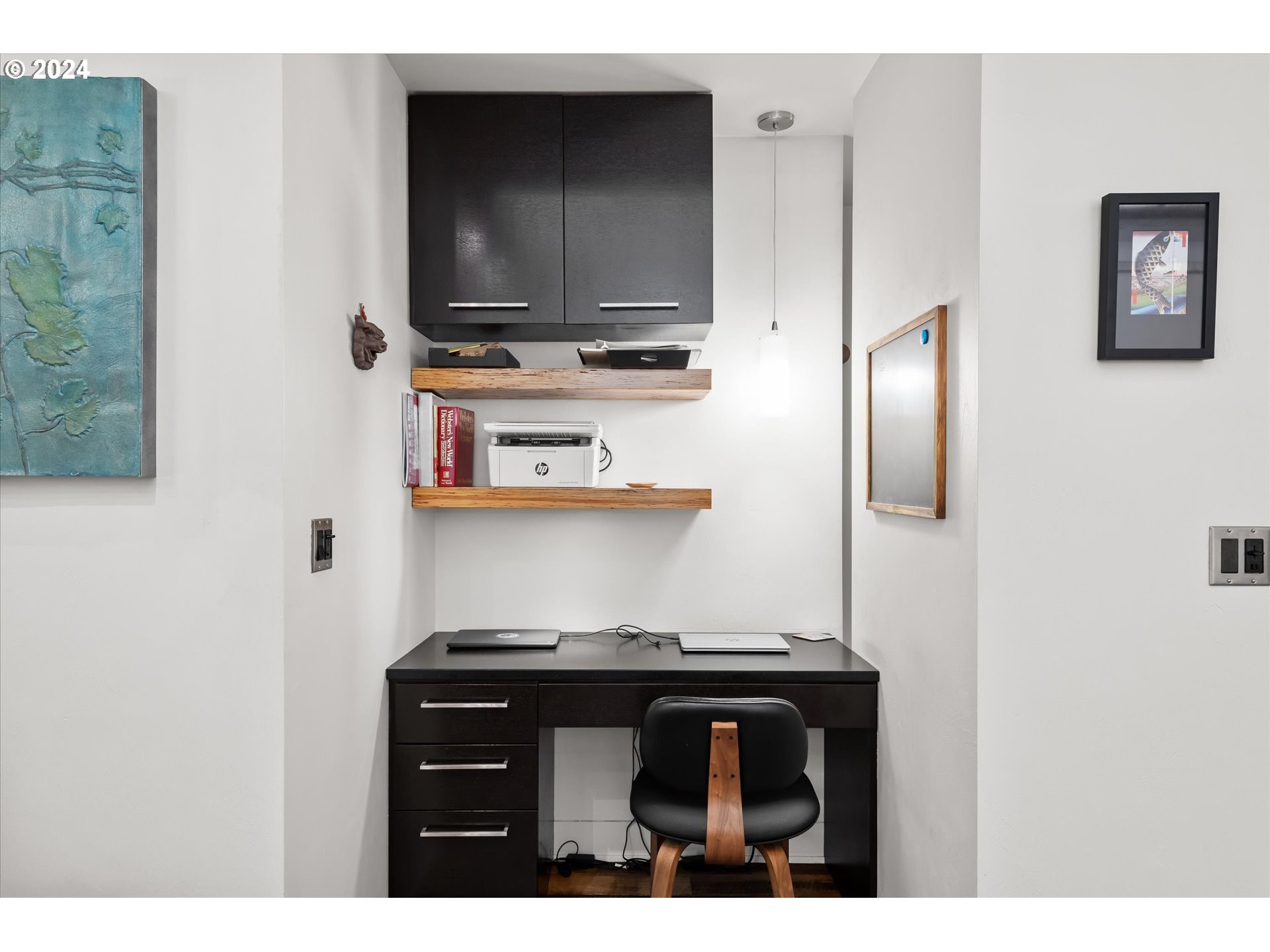 1261 Crenshaw Road Eugene, OR 97401 - Photo 19 of 48 a kitchen with stainless steel appliances a stove and refrigerator