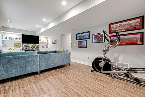 $575,000 | 25475 West 148th Terrace, Olathe, KS 66061