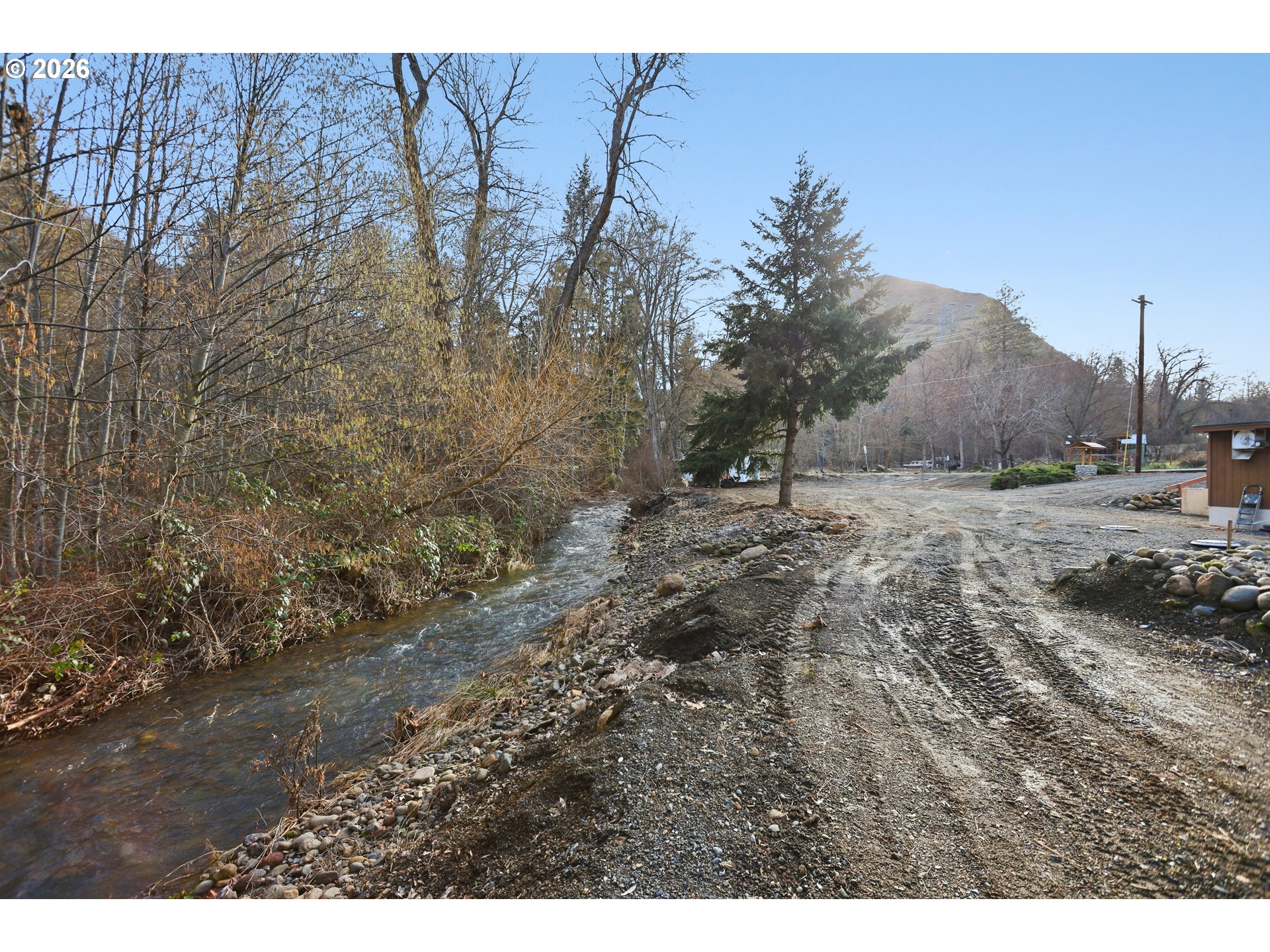 6572 Reservoir Road The Dalles, OR 97058 - Photo 4 of 40