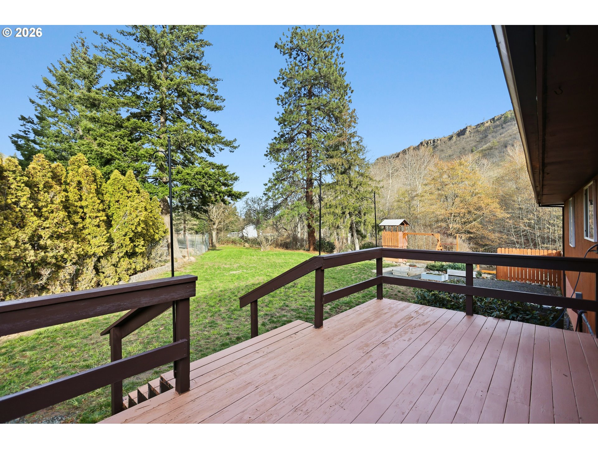 6572 Reservoir Road The Dalles, OR 97058 - Photo 6 of 40