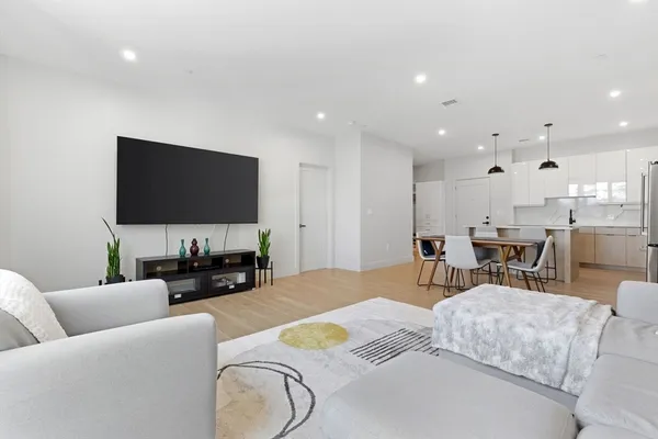 a view of a walk in closet