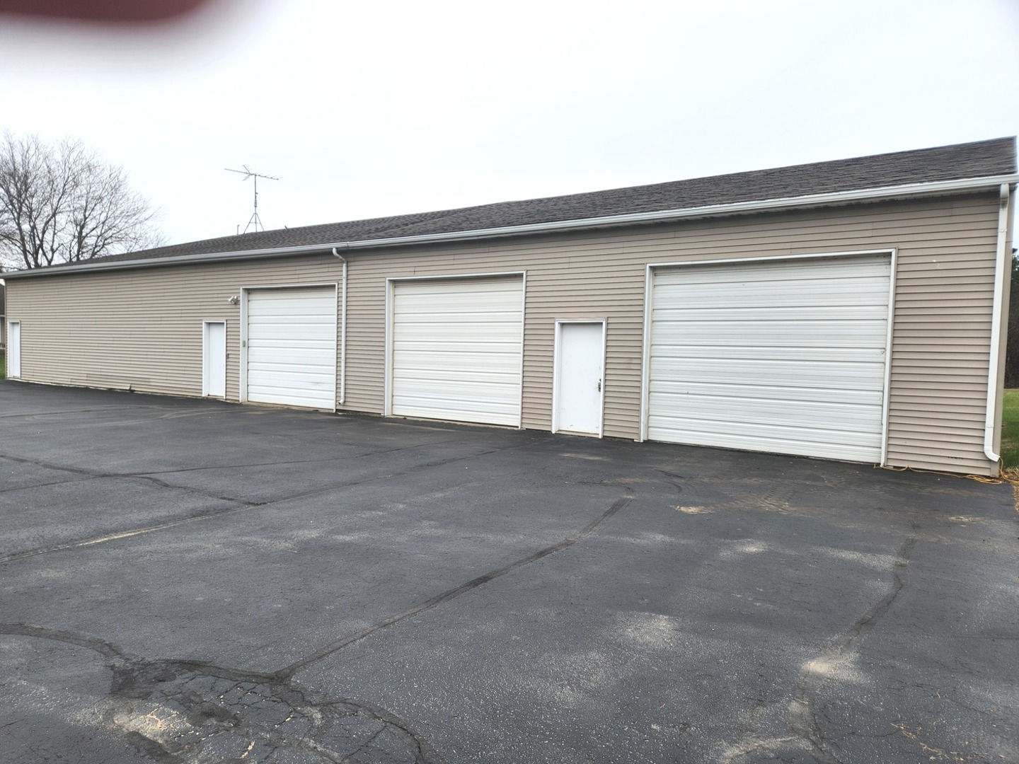 14310 Dorr Road South Beloit, IL 61080 - Photo 71 of 82 Gallery Image 71