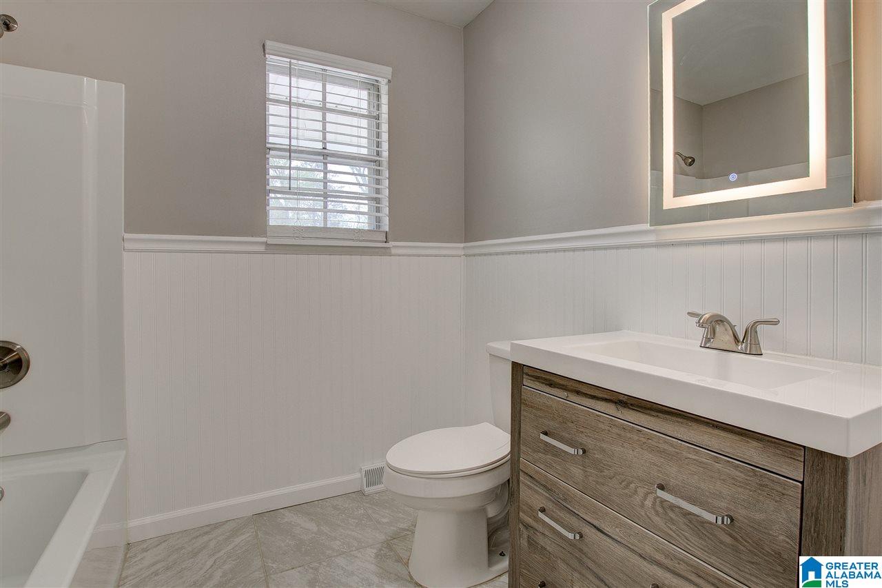 445 2nd Place Pleasant Grove, AL 35127 - Photo 15 of 40