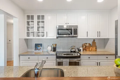 $949,000 | 1818 Broadway, Unit 206, San Francisco, CA 94109