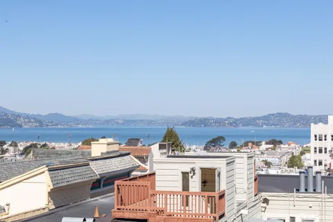 $949,000 | 1818 Broadway, Unit 206, San Francisco, CA 94109