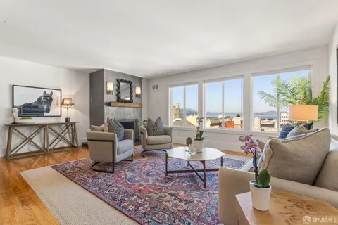 $949,000 | 1818 Broadway, Unit 206, San Francisco, CA 94109