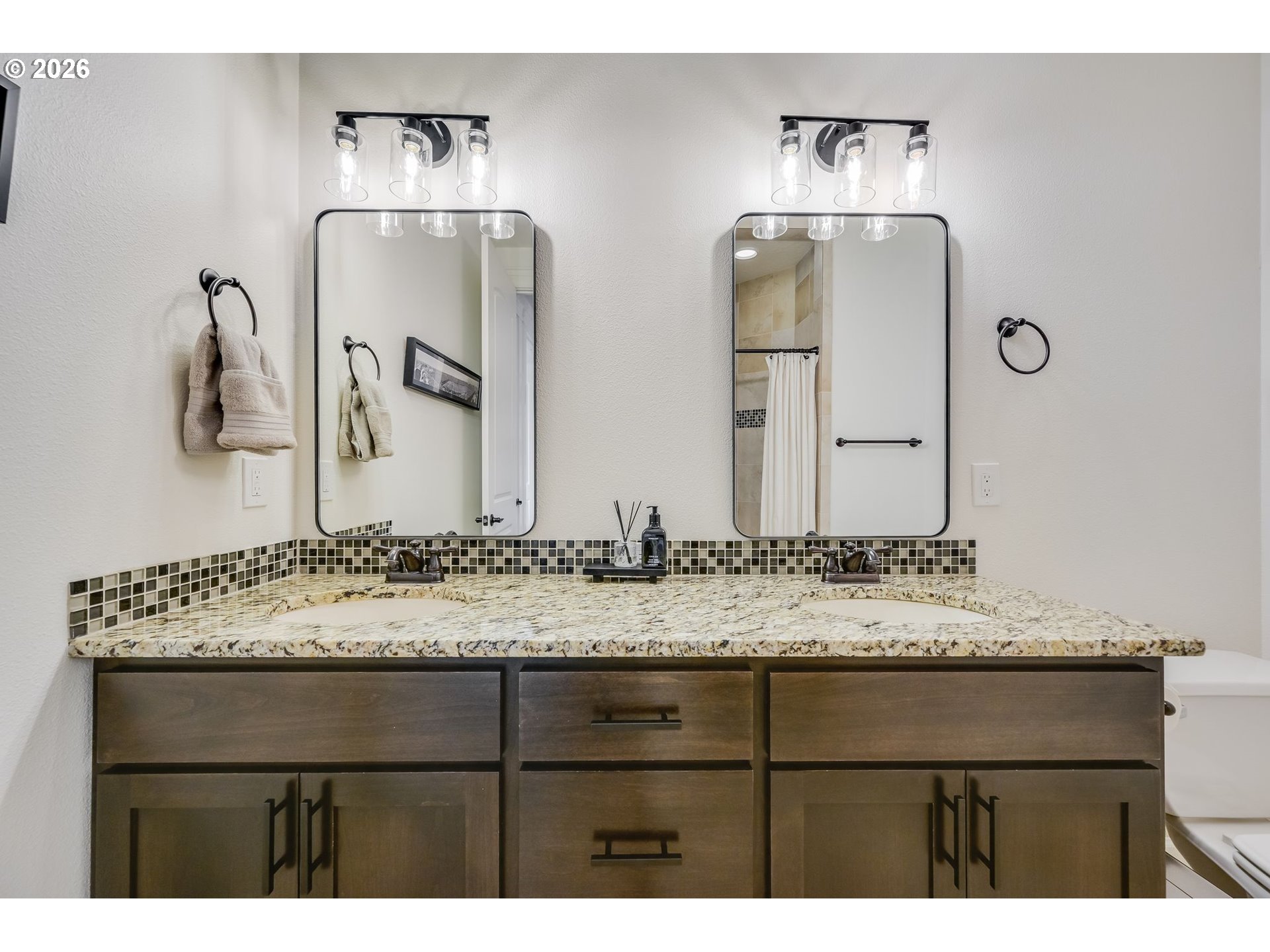 5313 Northwest Goodwin Loop Camas, WA 98607 - Photo 16 of 38 Bathroom