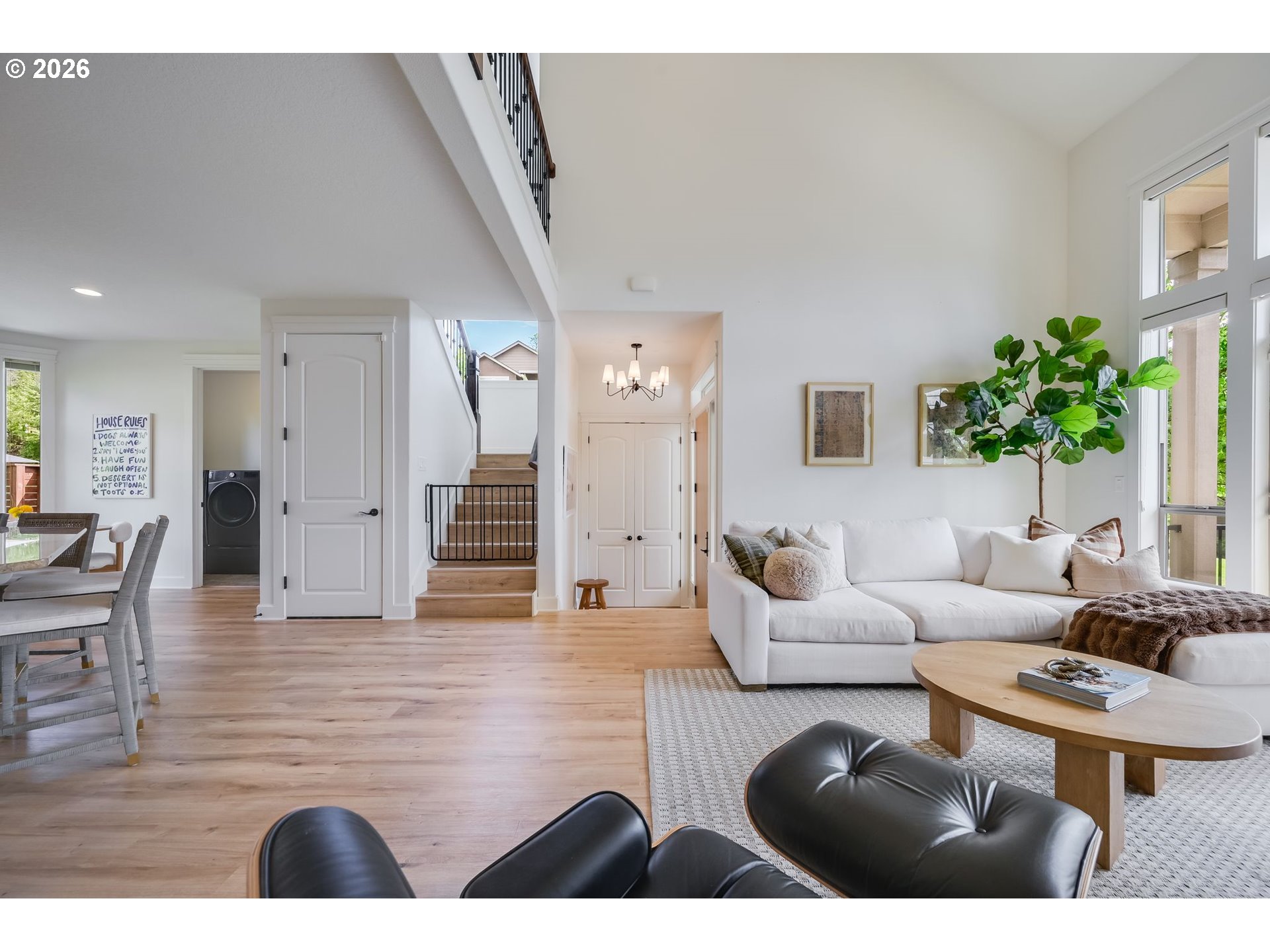 5313 Northwest Goodwin Loop Camas, WA 98607 - Photo 4 of 38 Living Room/Entrance
