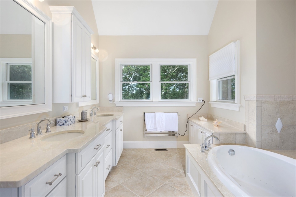 55 Shoestring Bay Road Mashpee, MA 02649 - Photo 17 of 25