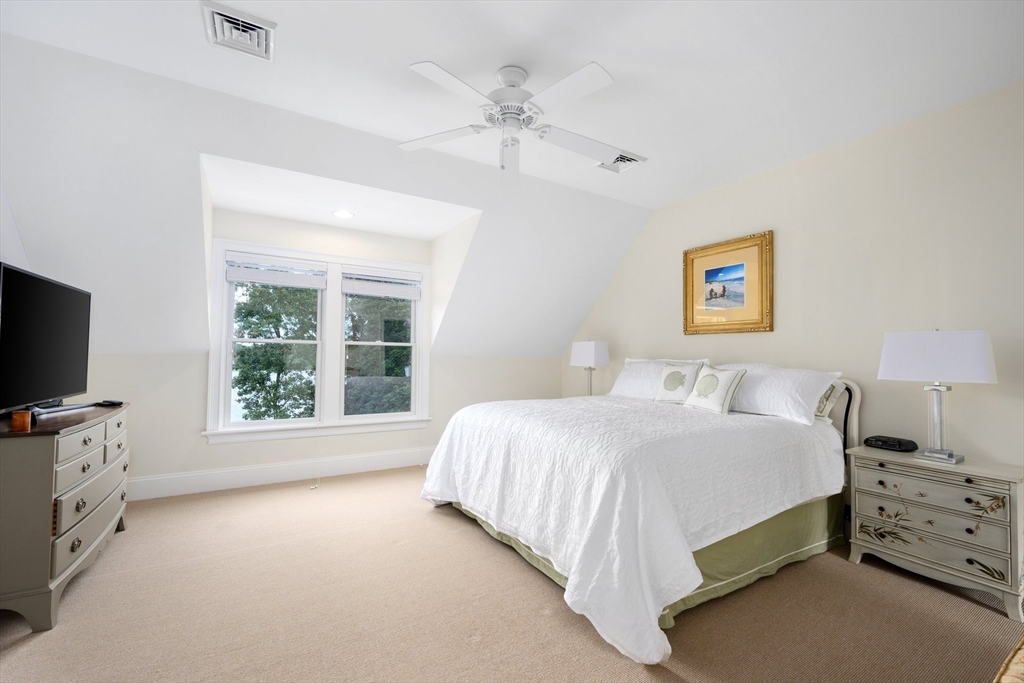 55 Shoestring Bay Road Mashpee, MA 02649 - Photo 18 of 25