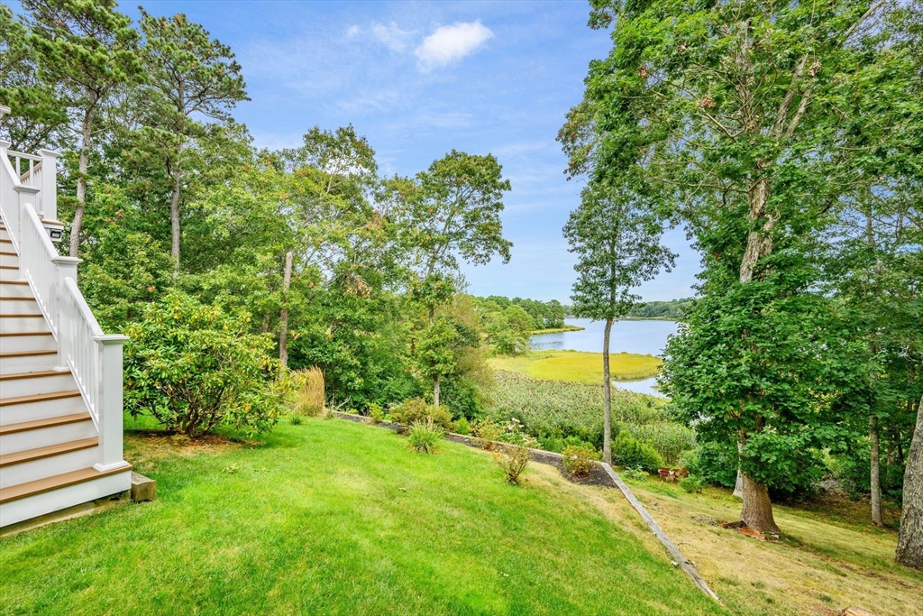 55 Shoestring Bay Road Mashpee, MA 02649 - Photo 22 of 25