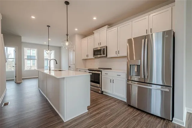 $2,550 | 1444 Creekside Circle Northwest, Atlanta, GA 30318