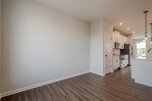 $2,550 | 1444 Creekside Circle Northwest, Atlanta, GA 30318