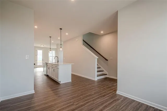 $2,550 | 1444 Creekside Circle Northwest, Atlanta, GA 30318