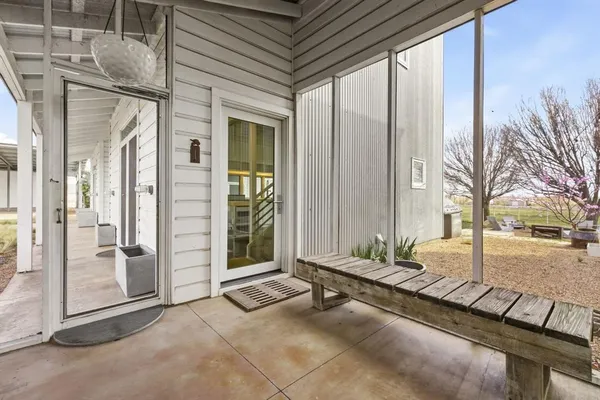 a view of an outdoor space