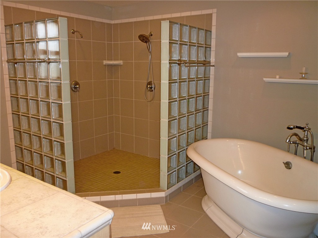 263 West Bartlett Road Lynden, WA 98264 - Photo 15 of 25