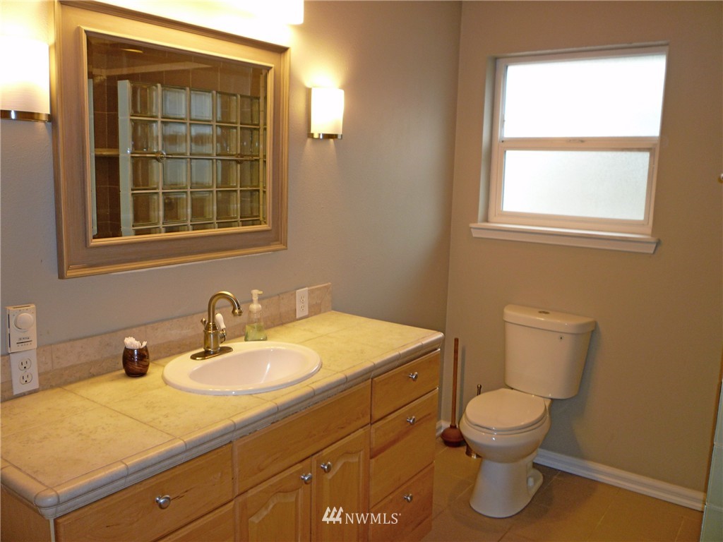 263 West Bartlett Road Lynden, WA 98264 - Photo 16 of 25