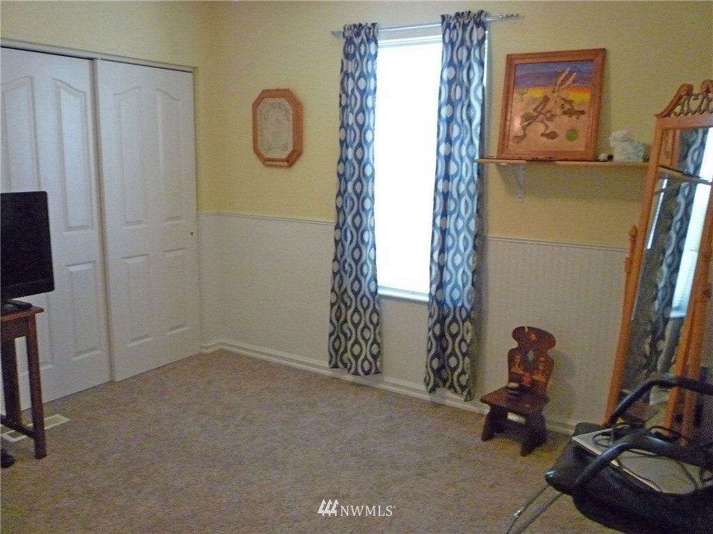 263 West Bartlett Road Lynden, WA 98264 - Photo 18 of 25