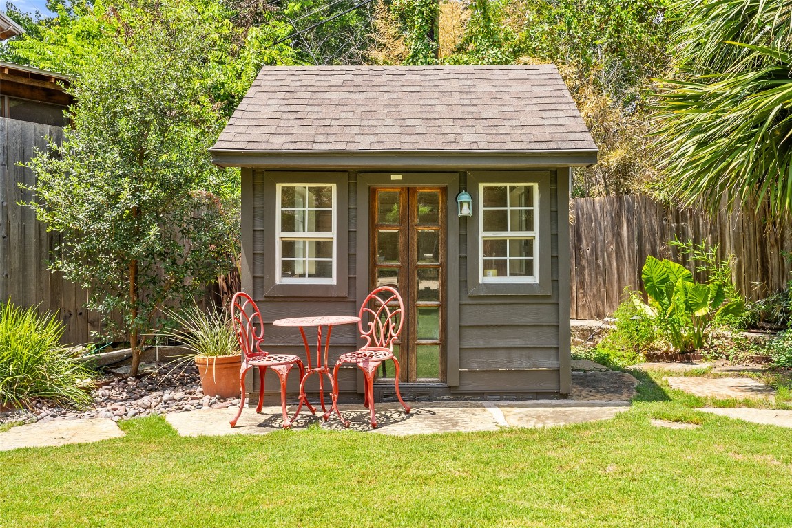 2208 Mountain View Road Austin, TX 78703 - Photo 33 of 39 a front view of a house with patio