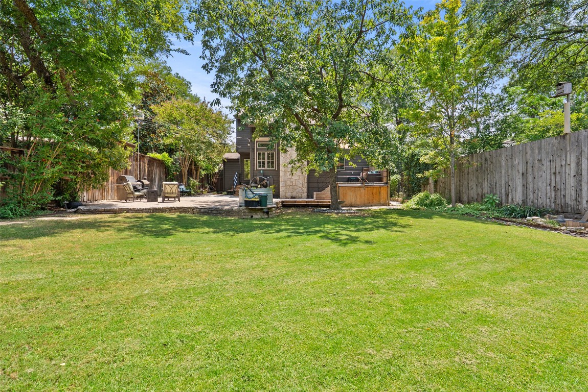 2208 Mountain View Road Austin, TX 78703 - Photo 34 of 39 a front view of a house with a yard