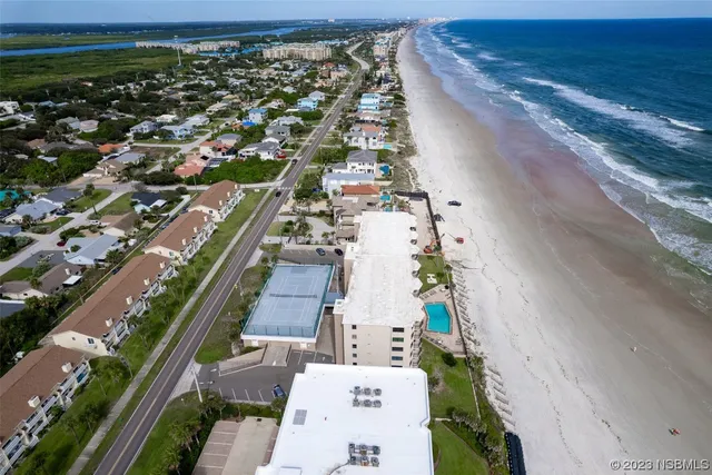 a picture of city view with ocean view
