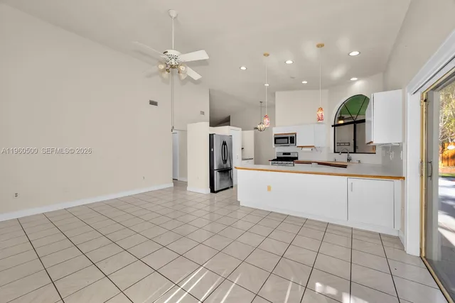 $675,000 | 10635 Southwest 158th Place, Miami, FL 33196