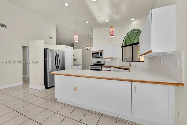 $675,000 | 10635 Southwest 158th Place, Miami, FL 33196