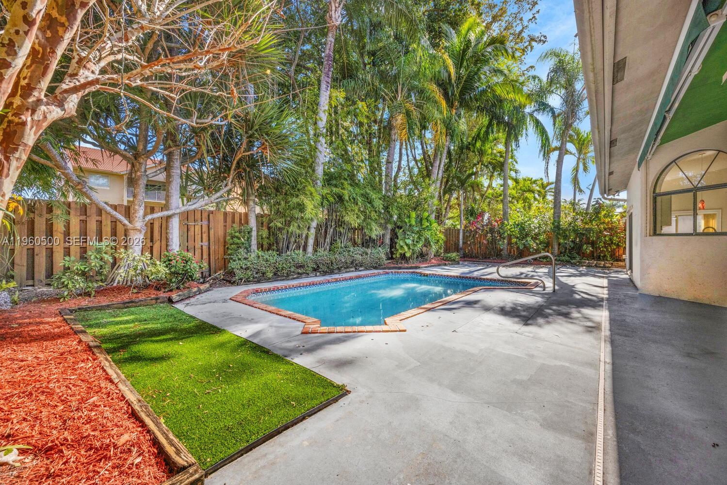 10635 Southwest 158th Place Miami, FL 33196 - Photo 24 of 29