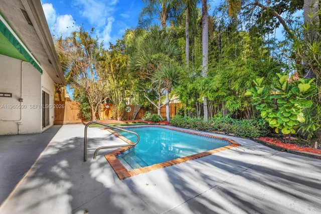 $675,000 | 10635 Southwest 158th Place, Miami, FL 33196