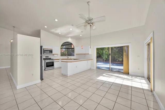 $675,000 | 10635 Southwest 158th Place, Miami, FL 33196