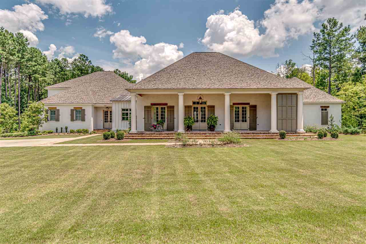 100 Hidden Oaks Cove Ridgeland, MS 39157 - Photo 3 of 49 Photo 3