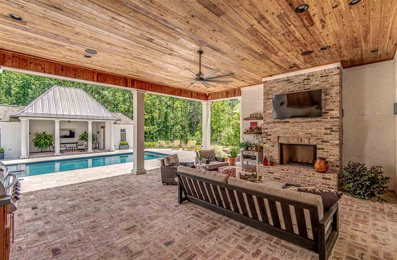 100 Hidden Oaks Cove Ridgeland, MS 39157 - Photo 10 of 49 Photo 10