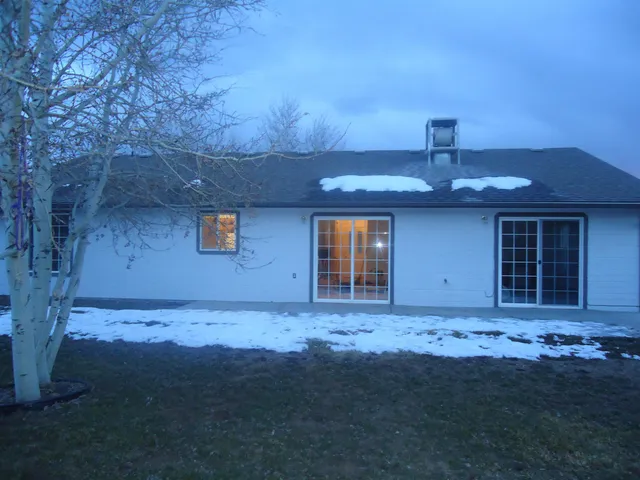 $1,900 | 1135 Aquarius Avenue, Fruita, CO 81521