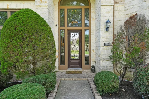 $883,500 | 3100 Richard Lane, Friendswood, TX 77546