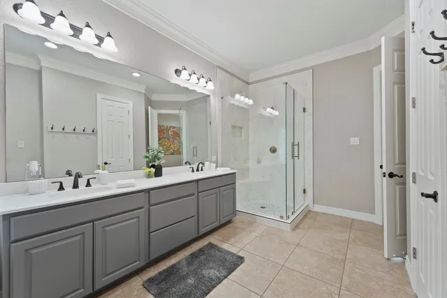 $883,500 | 3100 Richard Lane, Friendswood, TX 77546