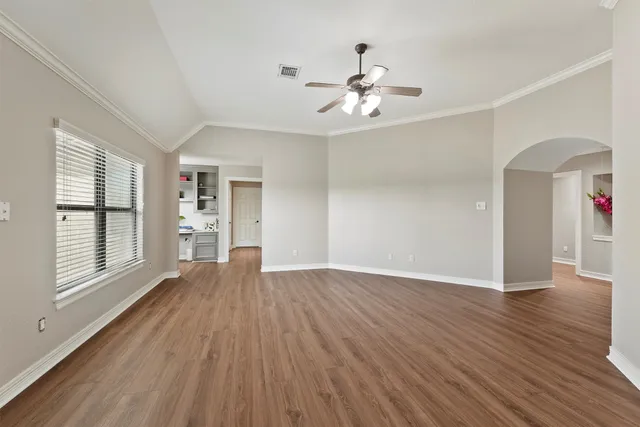 $883,500 | 3100 Richard Lane, Friendswood, TX 77546