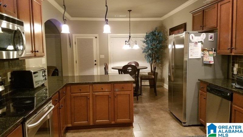 424 Heathersage Road Alabaster, AL 35114 - Photo 6 of 23