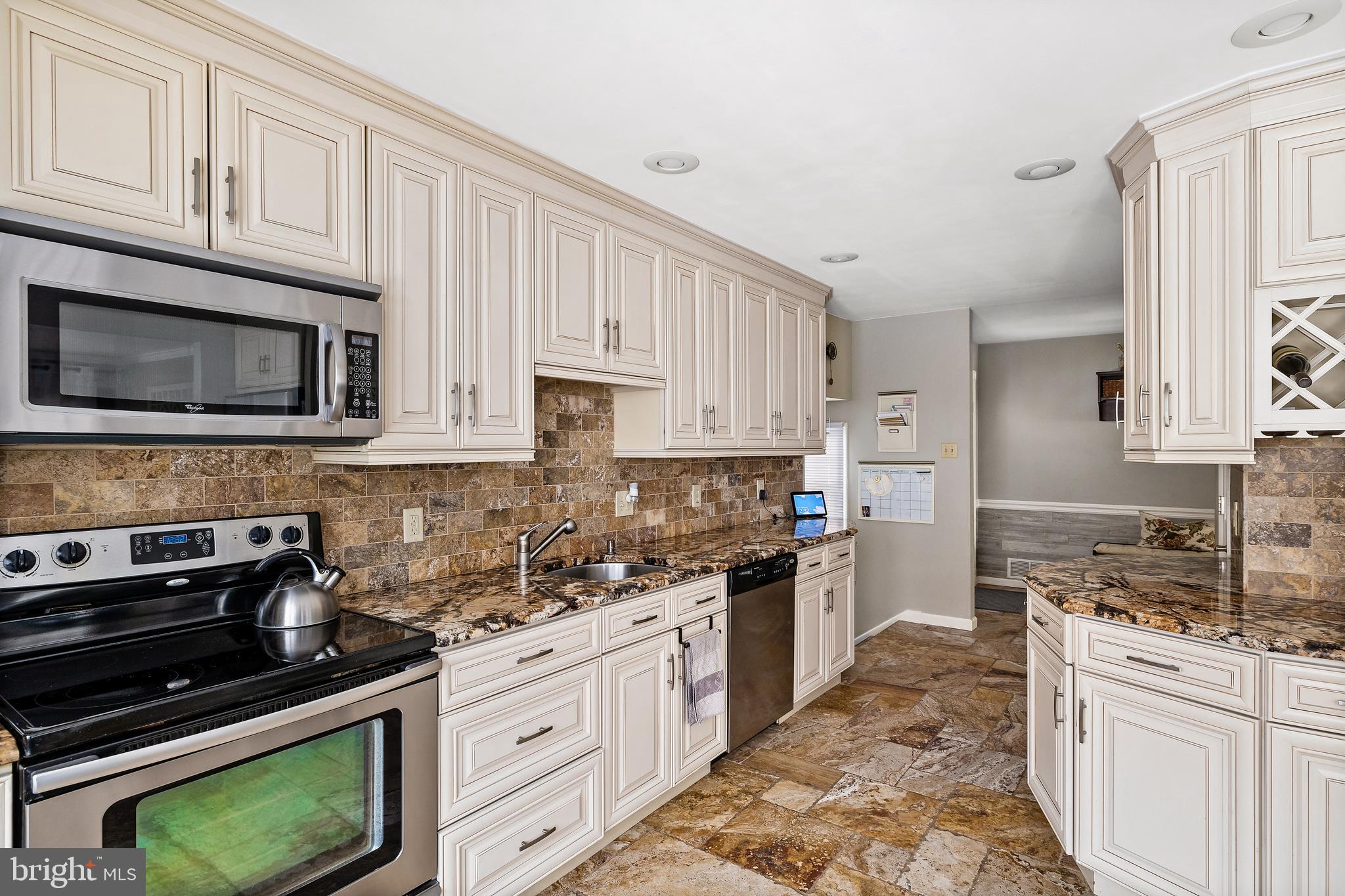 472 Covered Bridge Road Cherry Hill, NJ 08034 - Photo 13 of 32