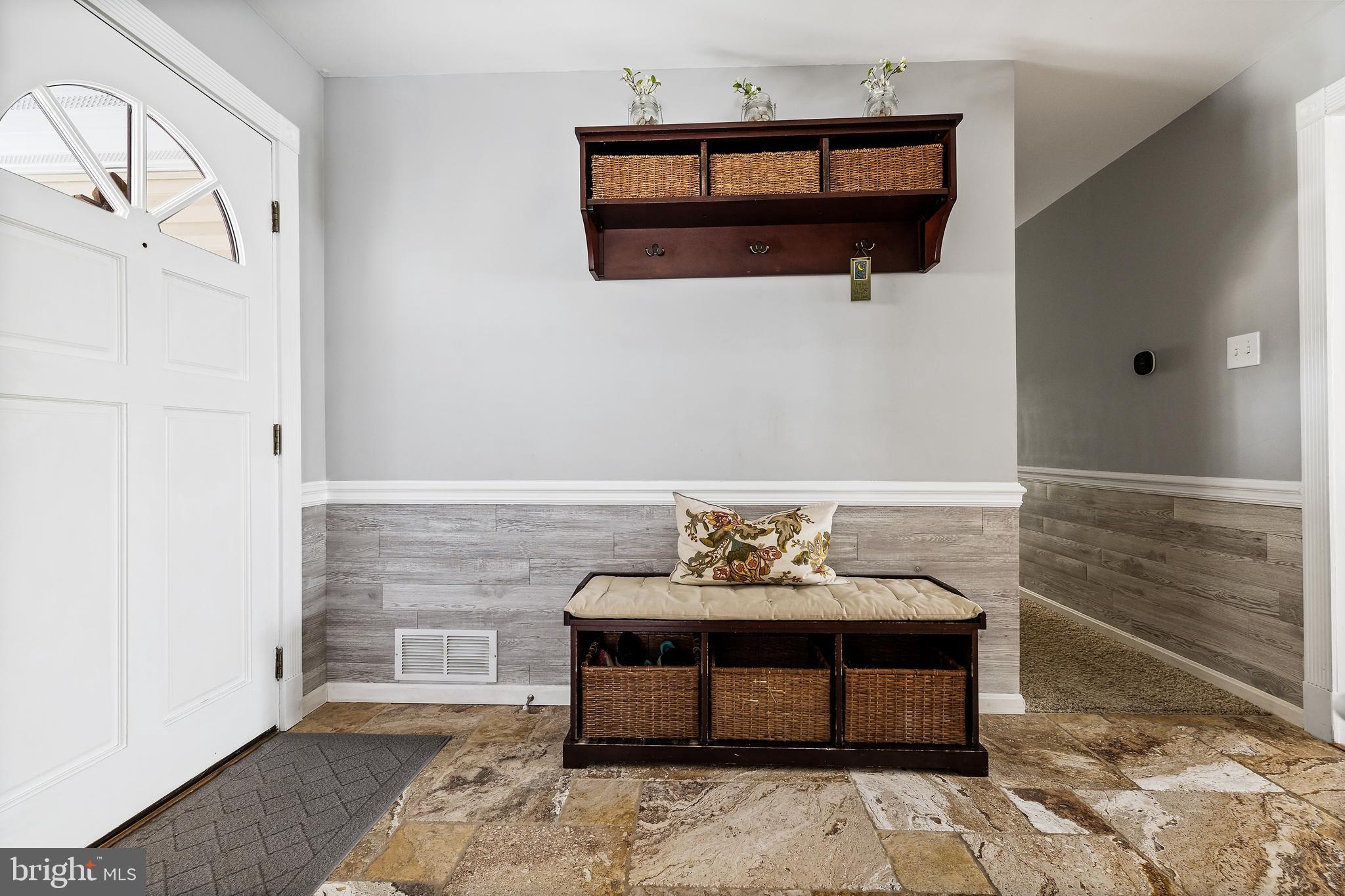 472 Covered Bridge Road Cherry Hill, NJ 08034 - Photo 5 of 32