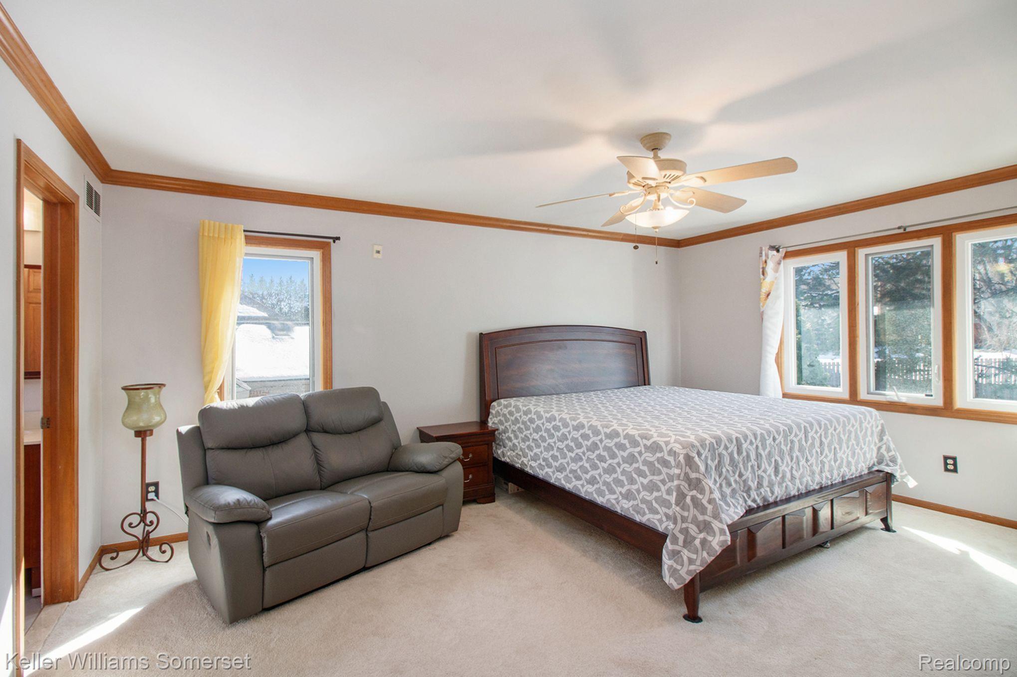 569 Sunlight Drive Rochester, MI 48309 - Photo 15 of 25 Gallery Image 15