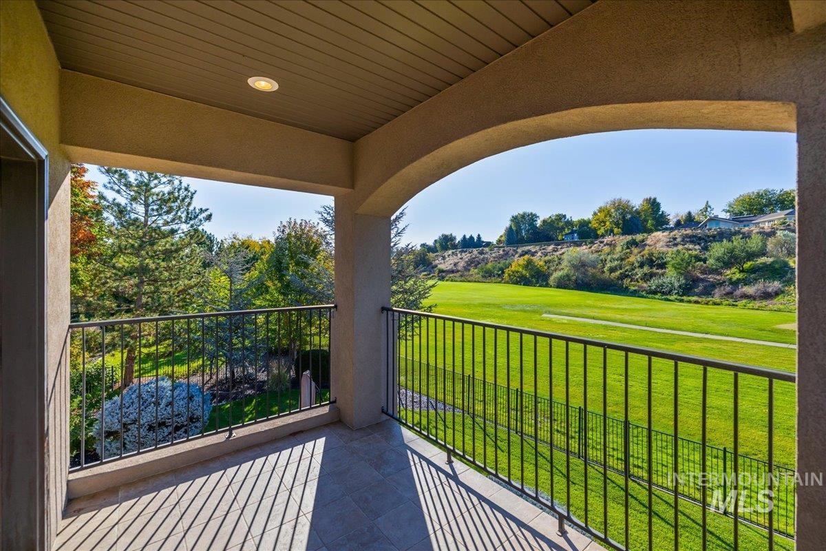 1479 West Oakhampton Drive Eagle, ID 83616 - Photo 30 of 49 View of balcony